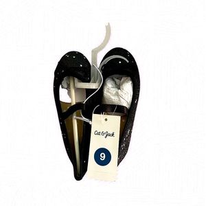 NWT girl dress shoes black with silver stars